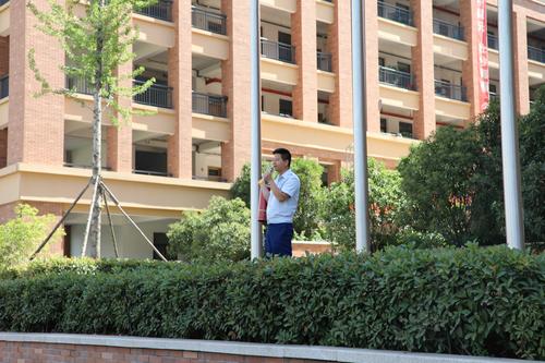 孙教官演示操作方法_meitu_3