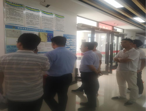 察看制度上墙及责任落实情况 察看制度上墙及责任落实情况