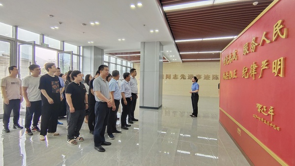 15b0099d606d663a4f24c1464e33843 15b0099d606d663a4f24c1464e33843